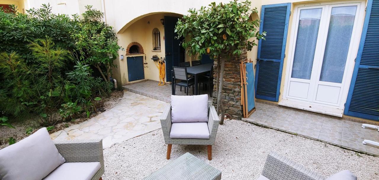 Agreable T3 Avec Jardin Et Parking Prive, A 350M Du Centre Ville Et Des Plages, Wifi, Remise Supplementaire De 10 Pourcent Pour Une Location A La Semaine 滨海卡瓦莱尔 外观 照片