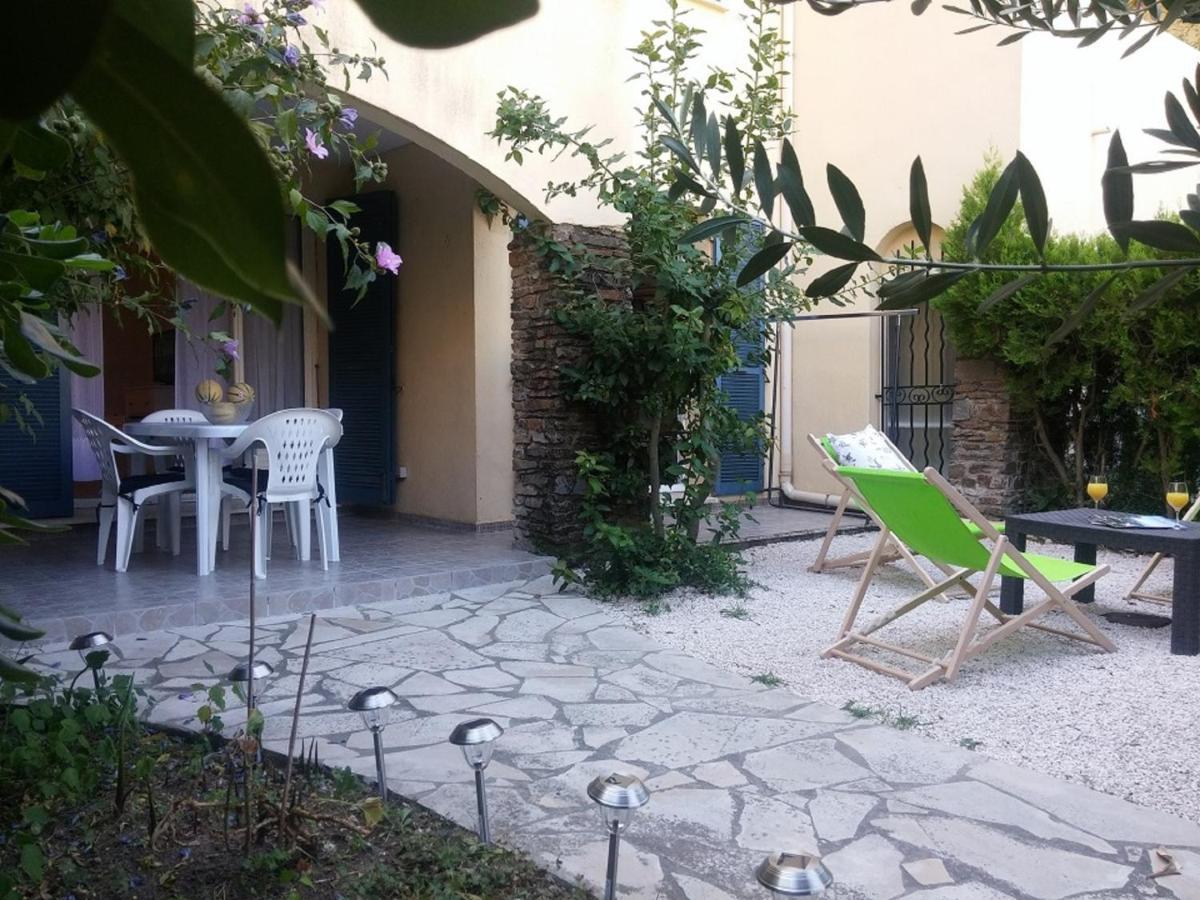 Agreable T3 Avec Jardin Et Parking Prive, A 350M Du Centre Ville Et Des Plages, Wifi, Remise Supplementaire De 10 Pourcent Pour Une Location A La Semaine 滨海卡瓦莱尔 外观 照片