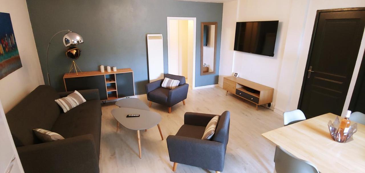Agreable T3 Avec Jardin Et Parking Prive, A 350M Du Centre Ville Et Des Plages, Wifi, Remise Supplementaire De 10 Pourcent Pour Une Location A La Semaine 滨海卡瓦莱尔 外观 照片